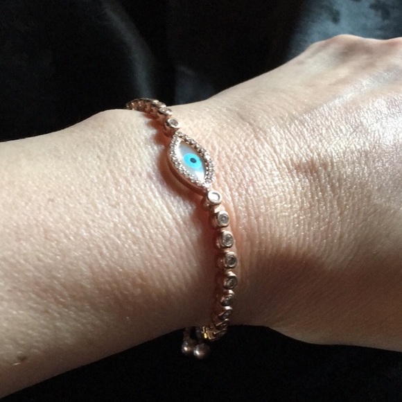 Jewelry - New! Gold Evil Eye Bracelet
